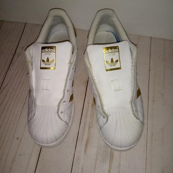 Adidas Superstar White/gold Metallic sneakers - Picture 13 of 15